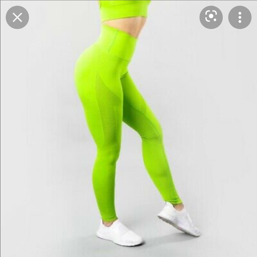 Alphalete Neón leggings